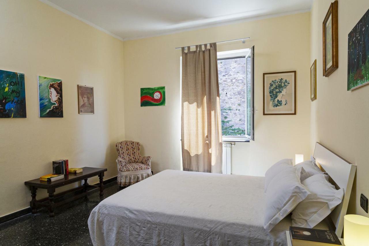 Sunny Apartment Over The Harbor Genoa Exterior photo